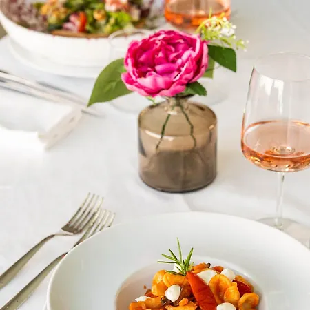 Arboris Belli فندق ألبيروبيللو